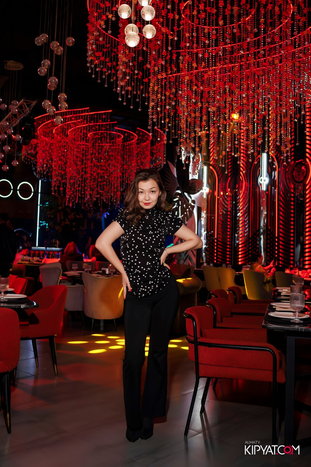 FRIENDS BAR & TERRACE. КИПЯТКОМ АЛМАТЫ! Фотосъемка мероприятий в Алматы