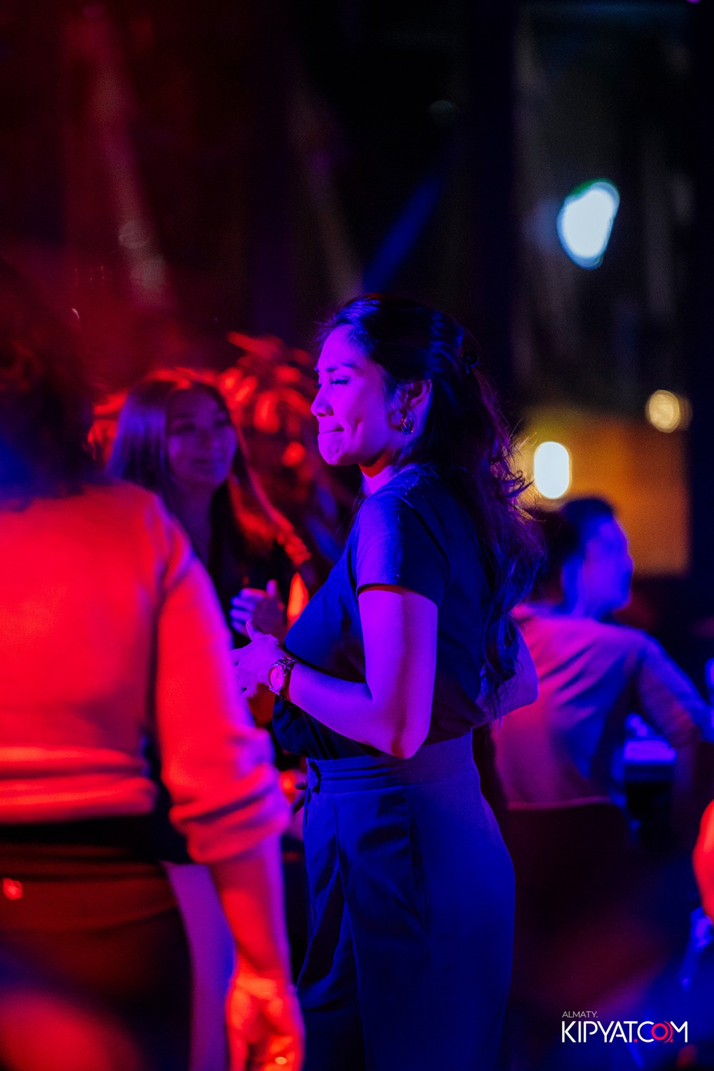 FRIENDS BAR & TERRACE. КИПЯТКОМ АЛМАТЫ! Фотосъемка мероприятий в Алматы