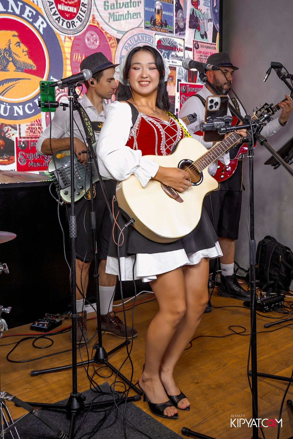 OKTOBERFEST В PAULANER. КИПЯТКОМ АЛМАТЫ! Фотосъемка мероприятий в Алматы