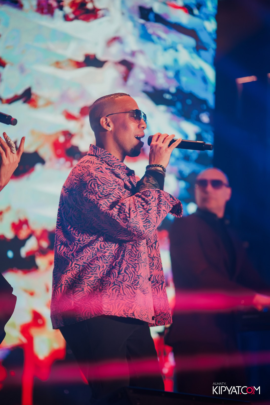 FITNESS ЁЛКА в ночном клубе SANTA BARBARA. КИПЯТКОМ АЛМАТЫ!