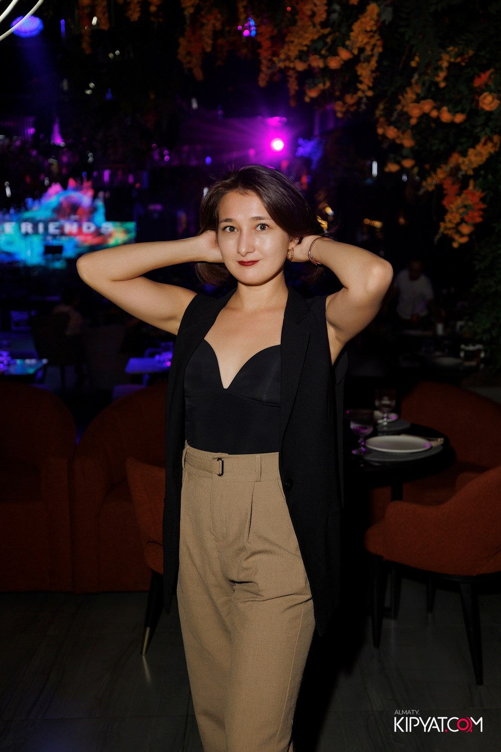 FRIENDS BAR & TERRACE. КИПЯТКОМ АЛМАТЫ! Фотосъемка мероприятий в Алматы