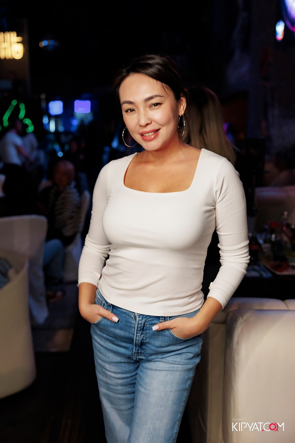 МУЗЫКАЛЬНОЕ ЛОТО В HIT RETRO. КИПЯТКОМ АЛМАТЫ! Фотосъемка мероприятий в Алматы