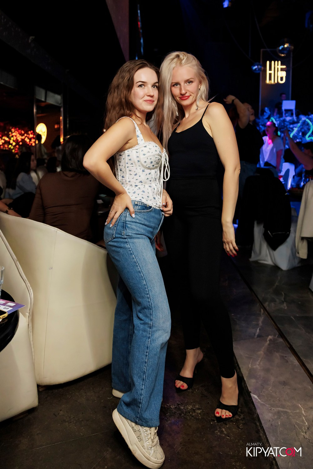 МУЗЫКАЛЬНОЕ ЛОТО В HIT RETRO. КИПЯТКОМ АЛМАТЫ! Фотосъемка мероприятий в Алматы
