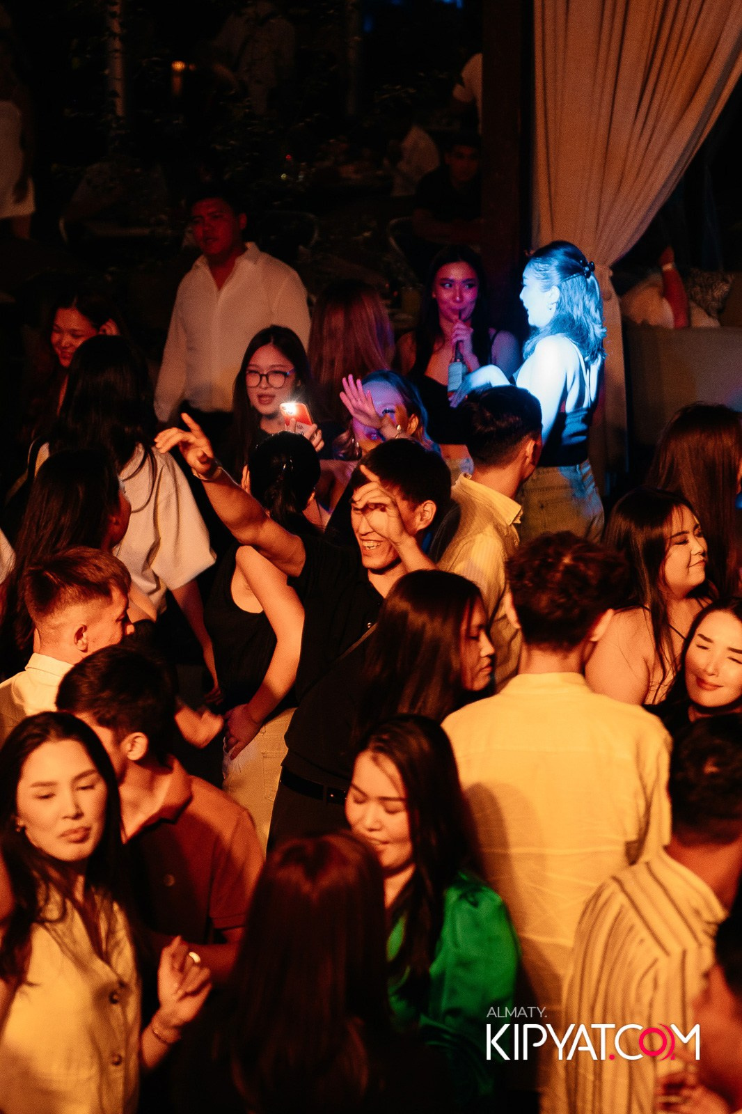 EVENT BAR. КИПЯТКОМ АЛМАТЫ!