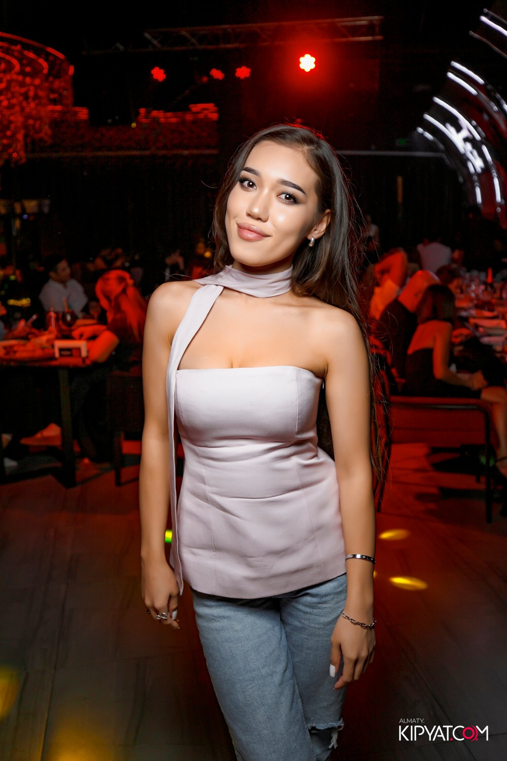 FRIENDS BAR & TERRACE. КИПЯТКОМ АЛМАТЫ! Фотосъемка мероприятий в Алматы