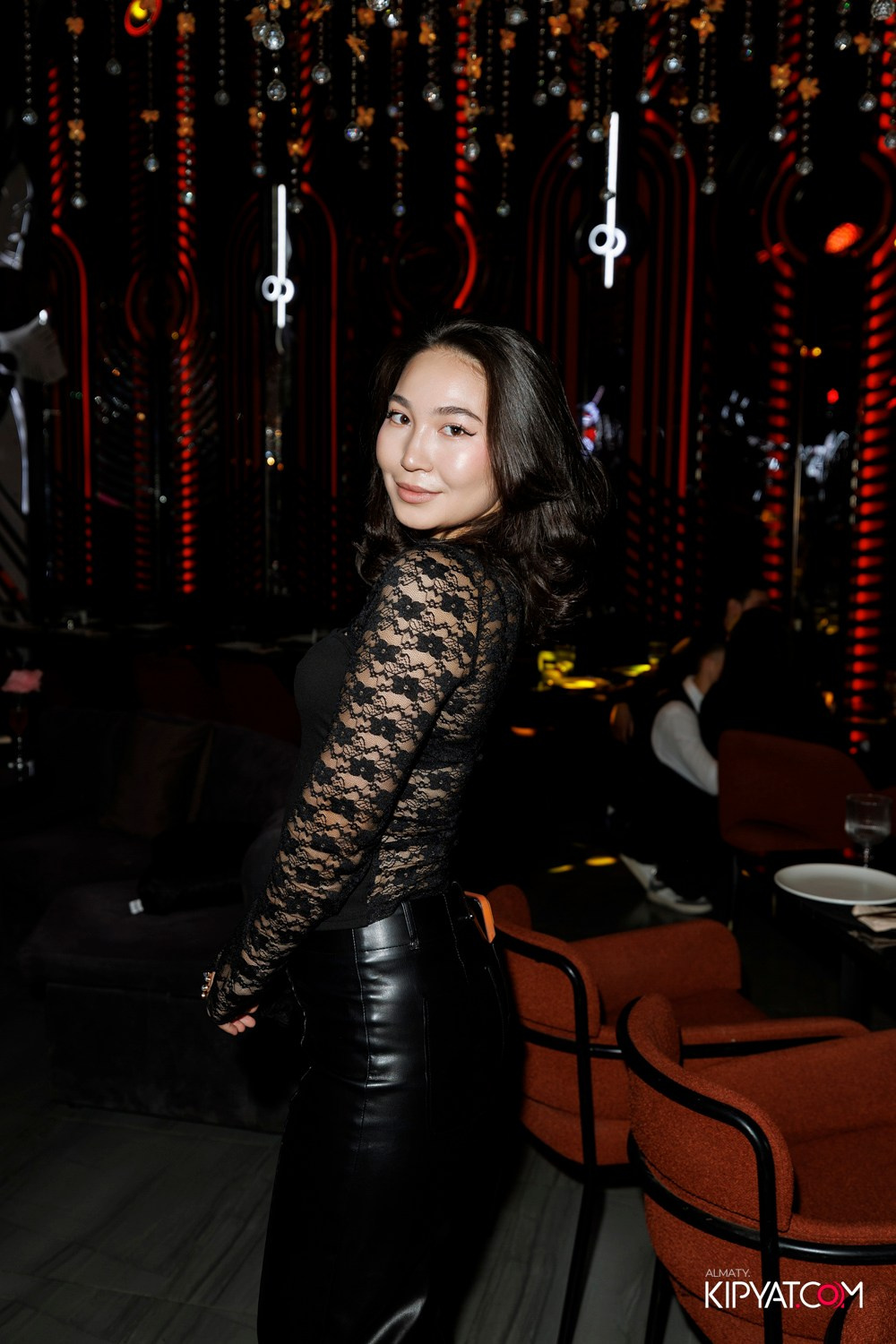 FRIENDS BAR & TERRACE. КИПЯТКОМ АЛМАТЫ! Фотосъемка мероприятий в Алматы