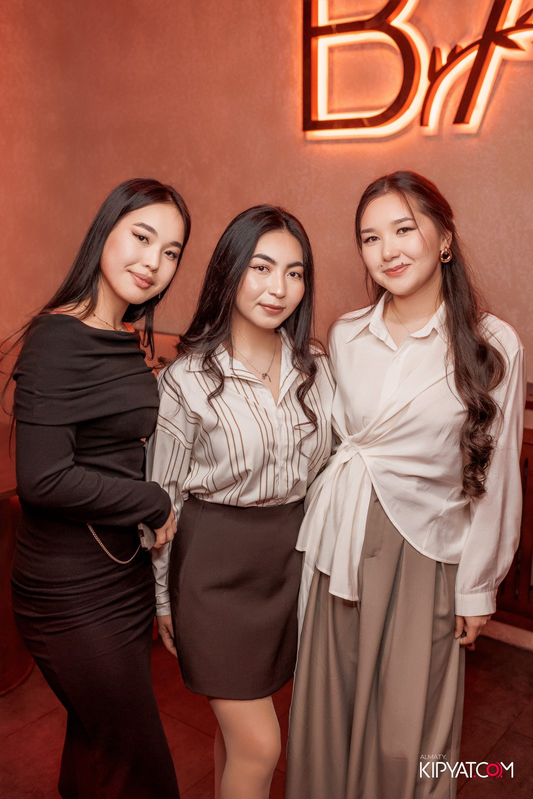 BAY RESTAURANT & BAR. КИПЯТКОМ АЛМАТЫ!