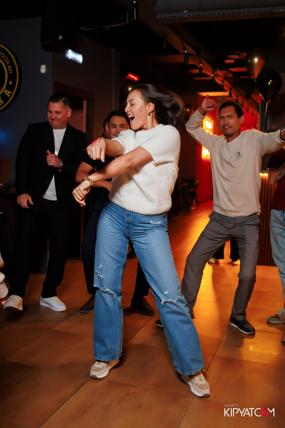 ДЕНЬ РОЖДЕНИЯ — 11 ЛЕТ ШИШКА LOUNGE НА ЖИБЕК ЖОЛЫ. КИПЯТКОМ АЛМАТЫ! Фотосъемка мероприятий в Алматы
