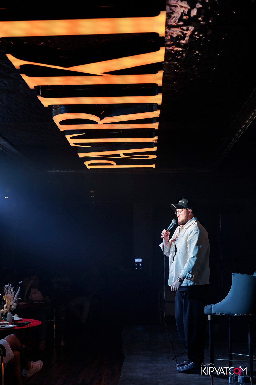 STAND UP КОНЦЕРТ АЛЕКСАНДРА МЕРКУЛЬ. КИПЯТКОМ АЛМАТЫ! Фотосъемка мероприятий в Алматы