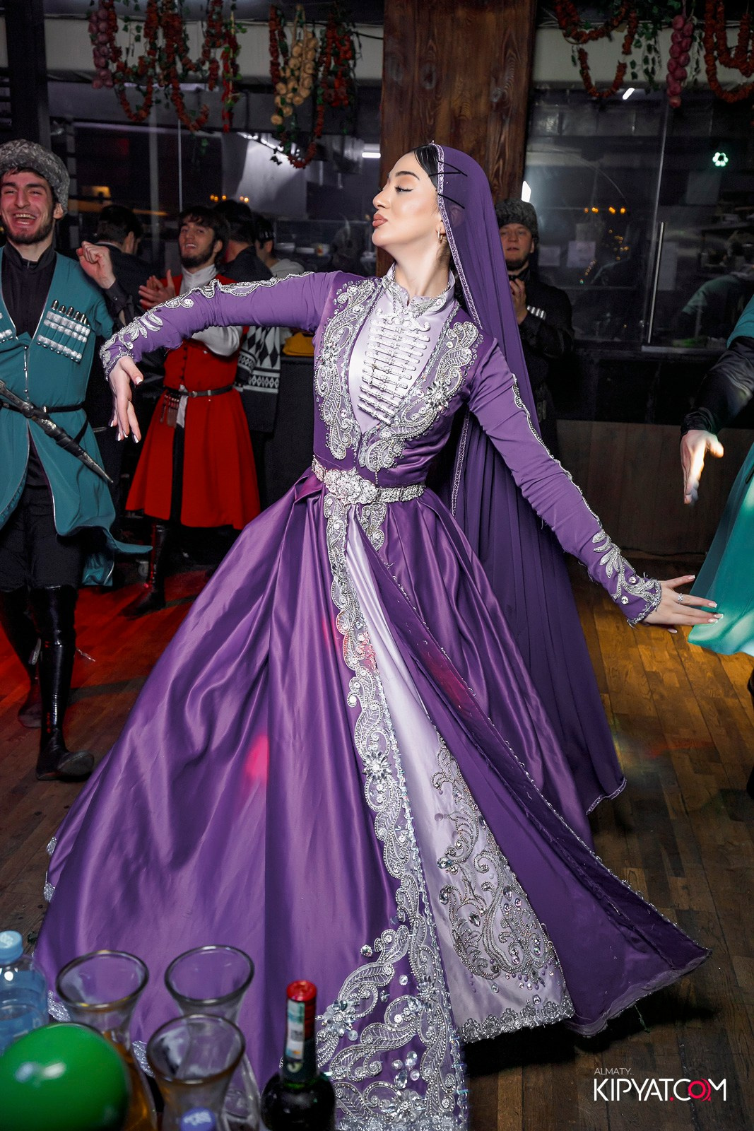 ВАХТАНГУРИ. КИПЯТКОМ АЛМАТЫ! Фотосъемка мероприятий в Алматы