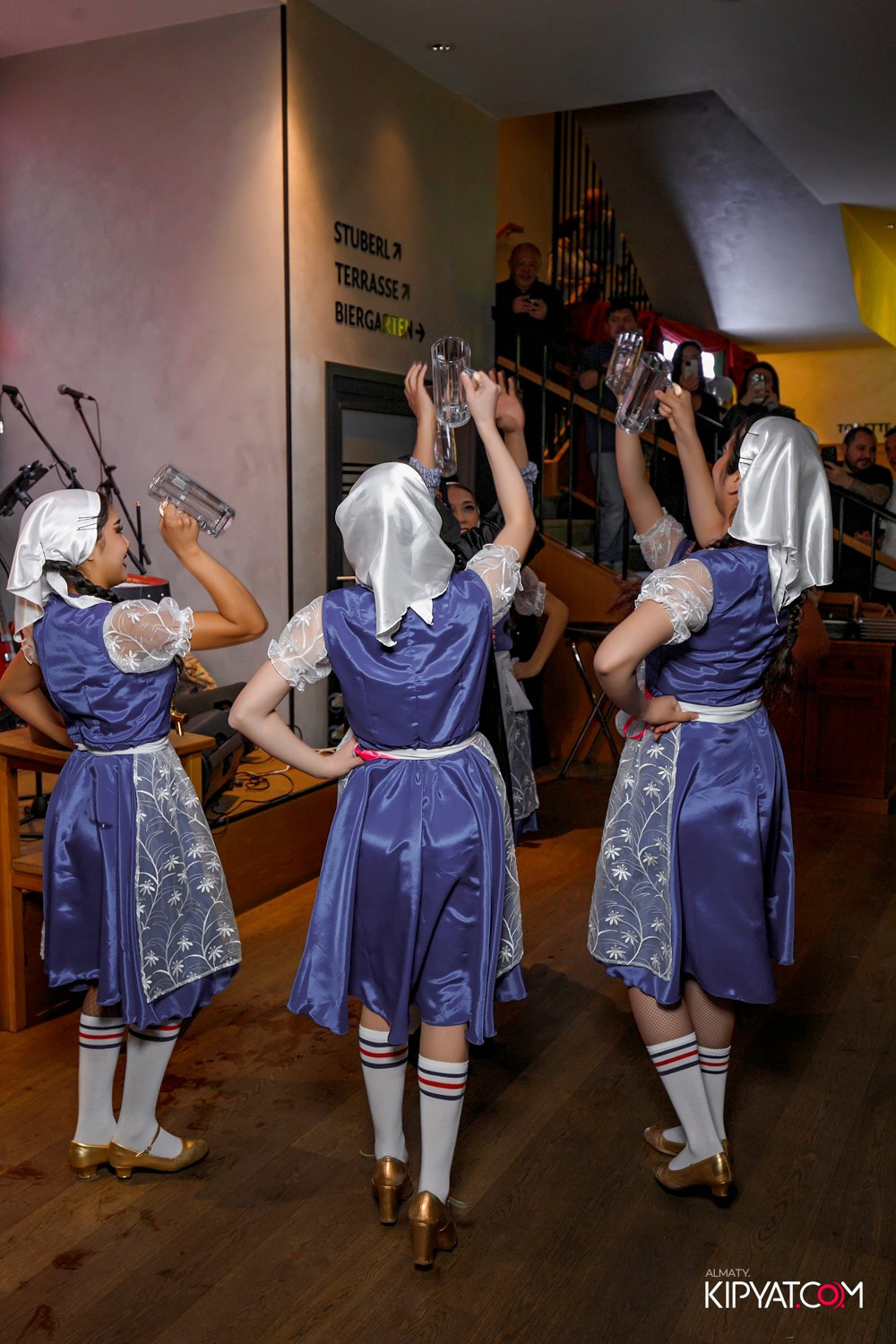 OKTOBERFEST В PAULANER. КИПЯТКОМ АЛМАТЫ! Фотосъемка мероприятий в Алматы