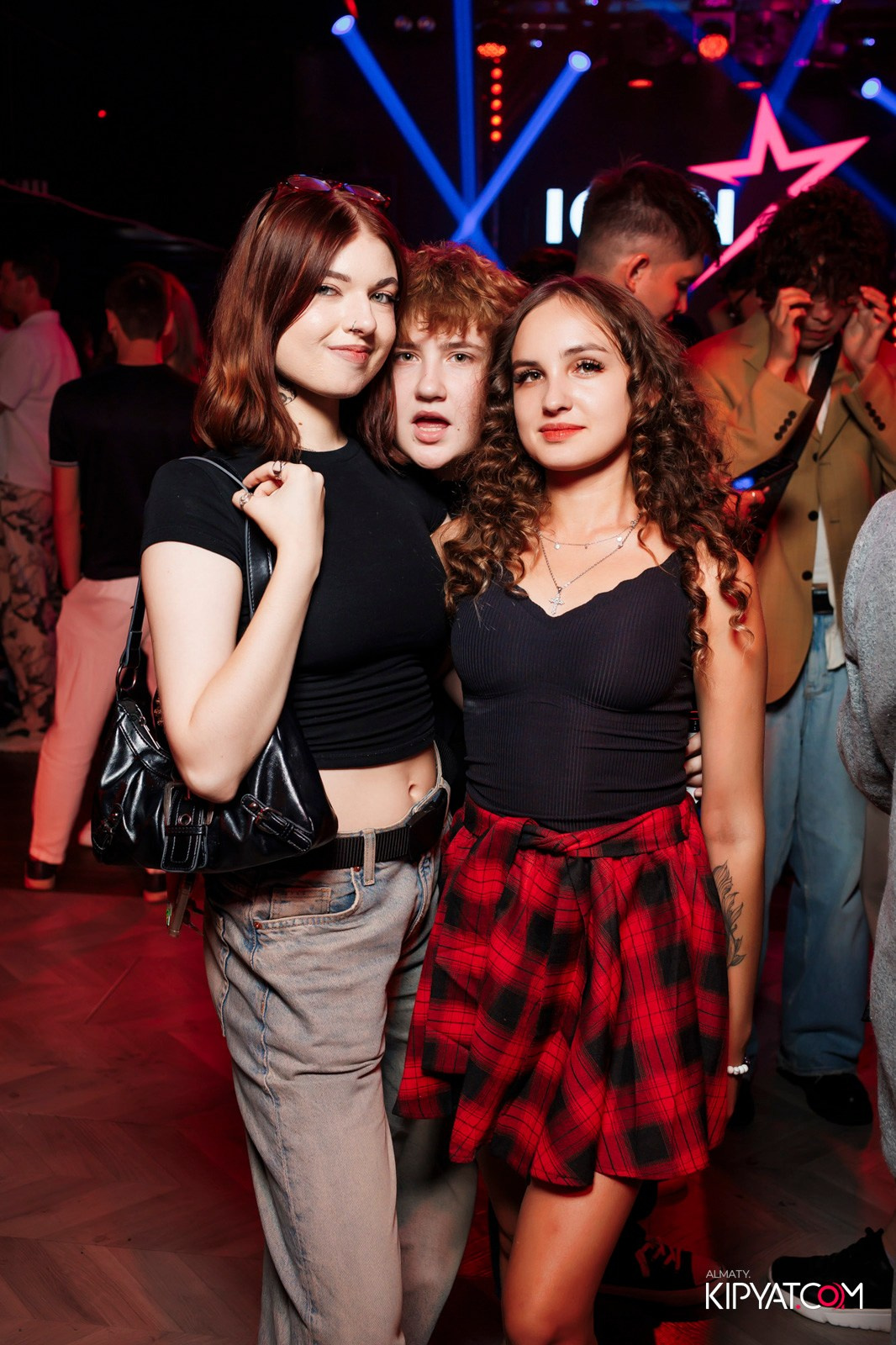 НОЧНОЙ КЛУБ ICON. КИПЯТКОМ АЛМАТЫ!