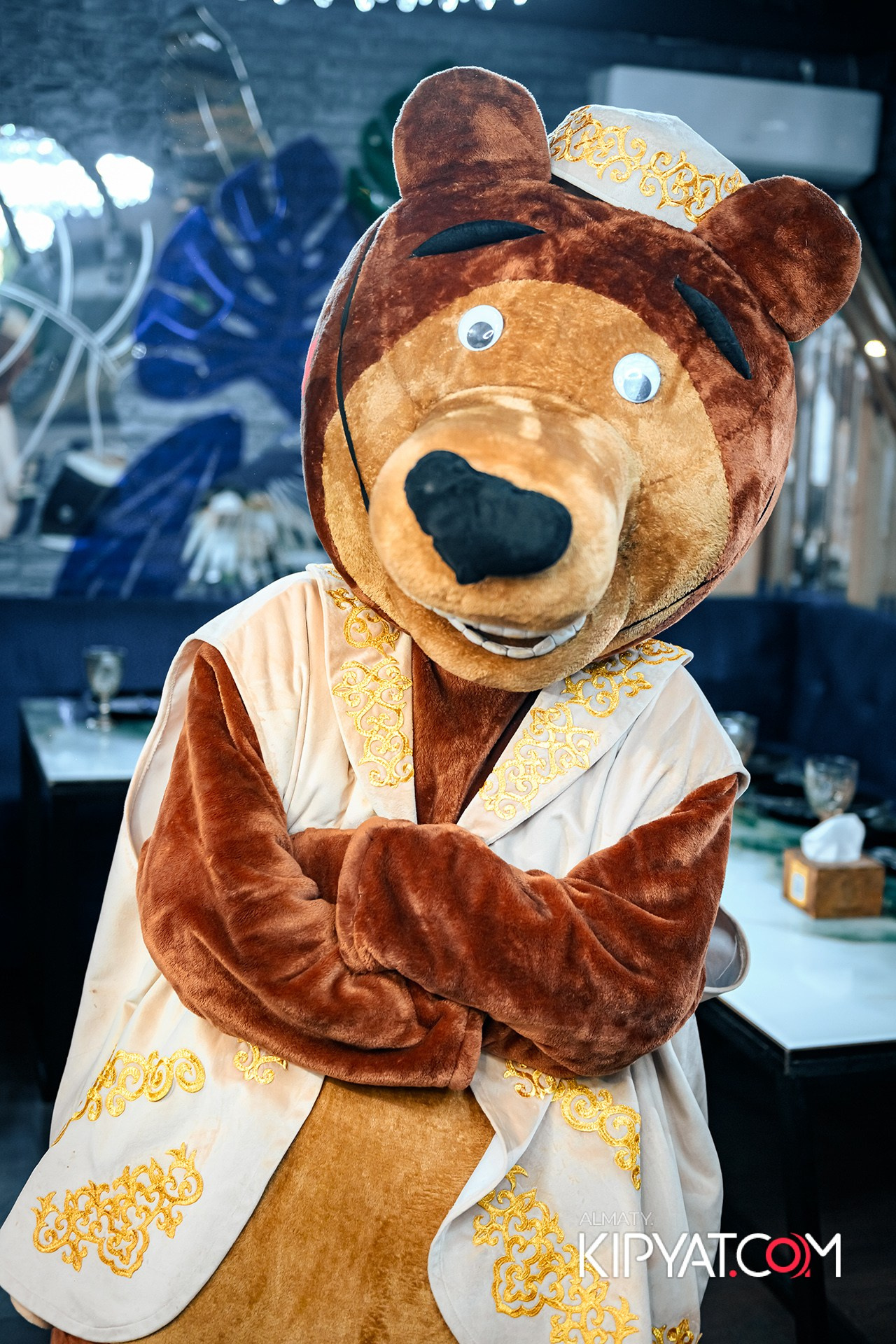 УХО И МЕДВЕДЬ НА ГАГАРИНА. КИПЯТКОМ АЛМАТЫ!