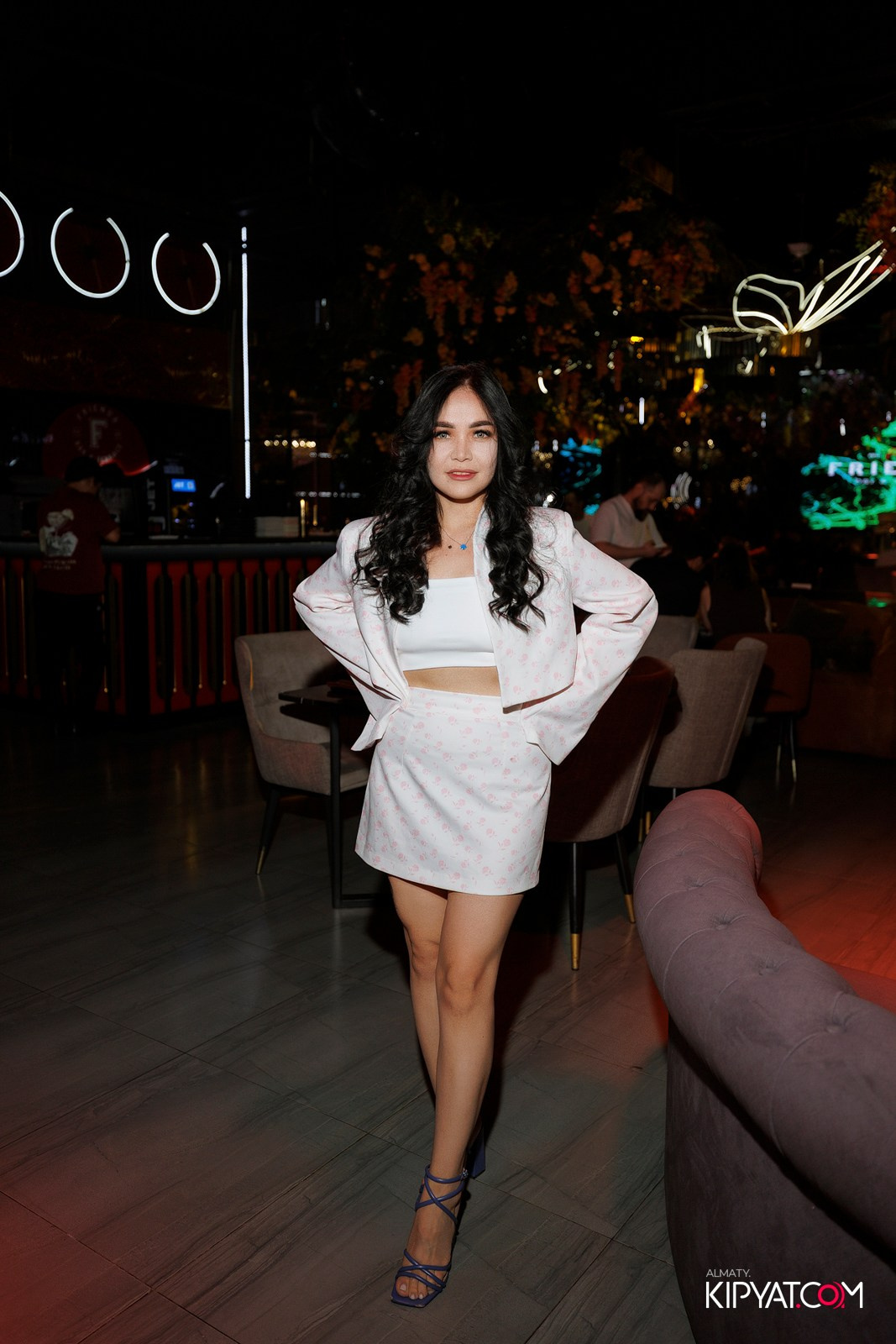 FRIENDS BAR & TERRACE. КИПЯТКОМ АЛМАТЫ! Фотосъемка мероприятий в Алматы