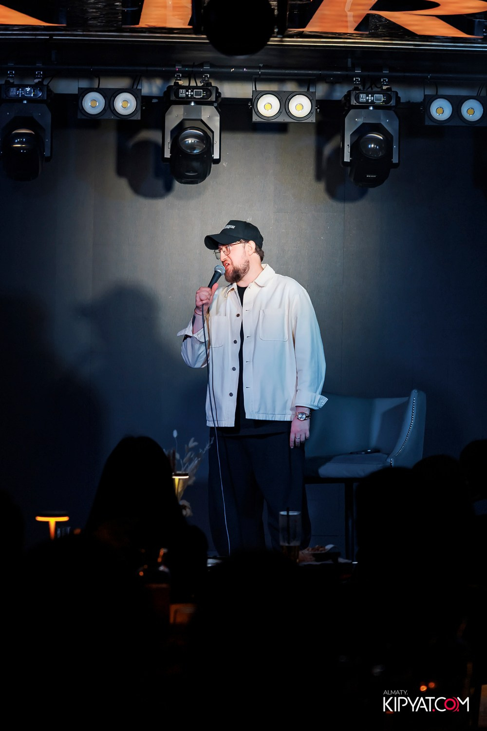 STAND UP КОНЦЕРТ АЛЕКСАНДРА МЕРКУЛЬ. КИПЯТКОМ АЛМАТЫ! Фотосъемка мероприятий в Алматы
