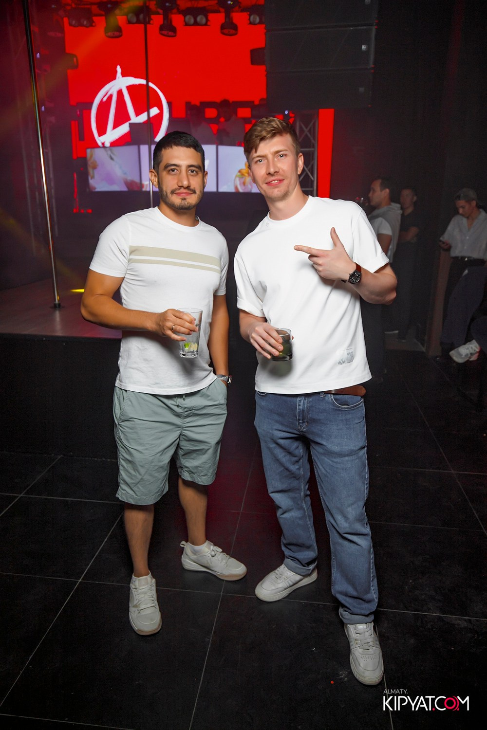 SHANGHAI 88 BAR SPECIAL GUEST ГАНВЕСТ. КИПЯТКОМ АЛМАТЫ! Фотосъемка мероприятий в Алматы