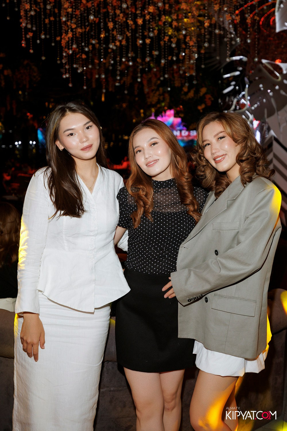 FRIENDS BAR & TERRACE. КИПЯТКОМ АЛМАТЫ! Фотосъемка мероприятий в Алматы