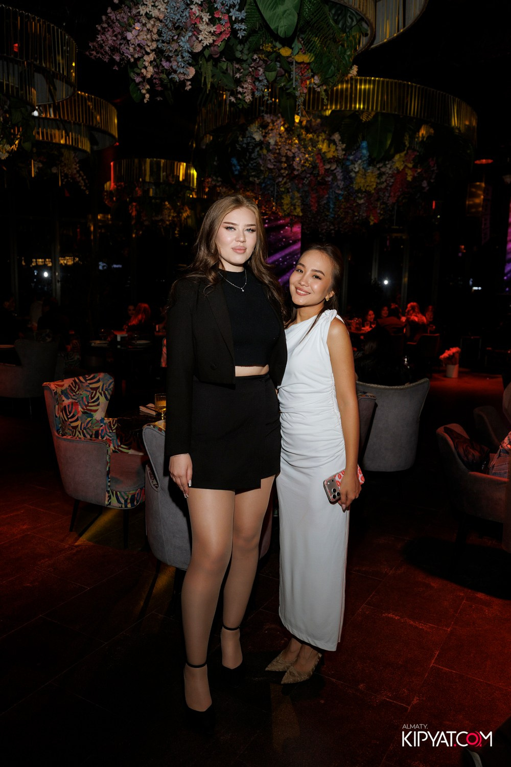 FRIENDS BAR & TERRACE. КИПЯТКОМ АЛМАТЫ! Фотосъемка мероприятий в Алматы