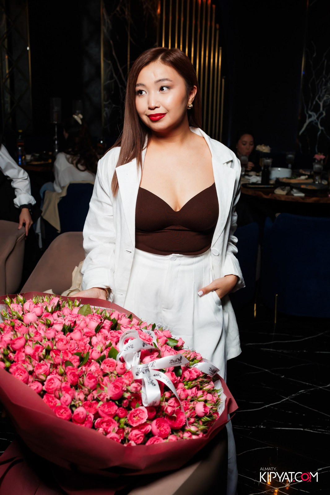 MOOD KARAOKE & TERRACE. КИПЯТКОМ АЛМАТЫ!