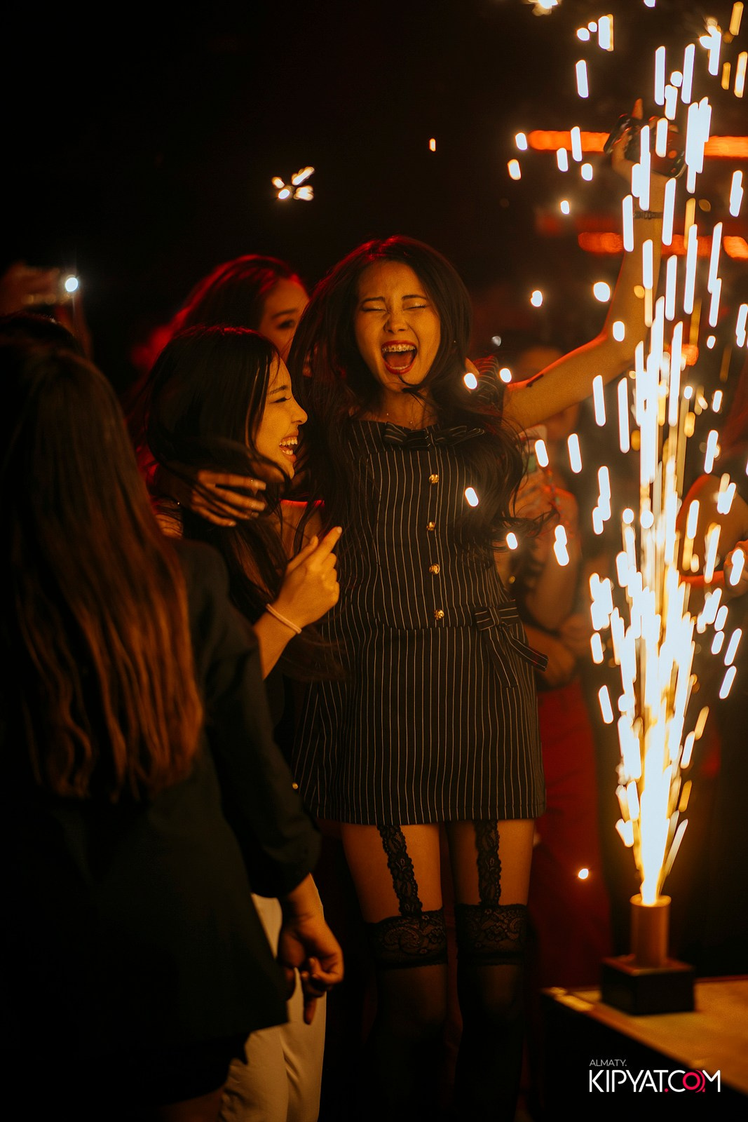 SHANGHAI 88 BAR. КИПЯТКОМ АЛМАТЫ! Фотосъемка мероприятий в Алматы