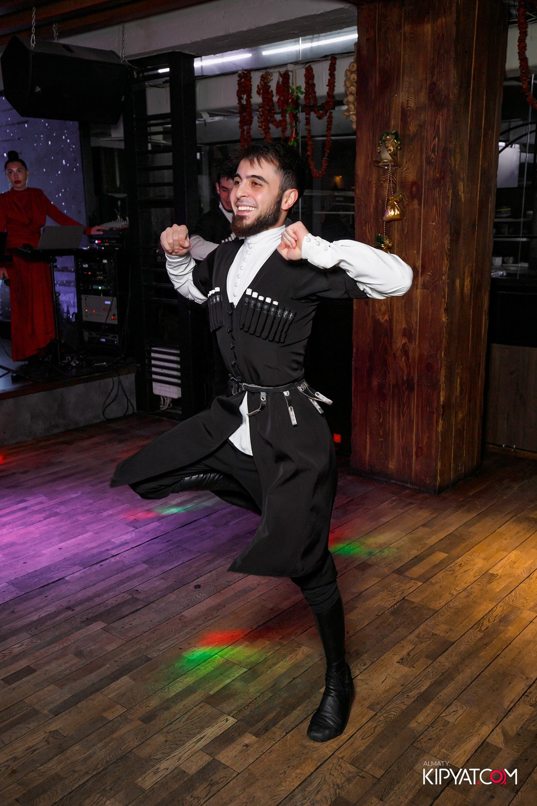 ВАХТАНГУРИ. КИПЯТКОМ АЛМАТЫ!