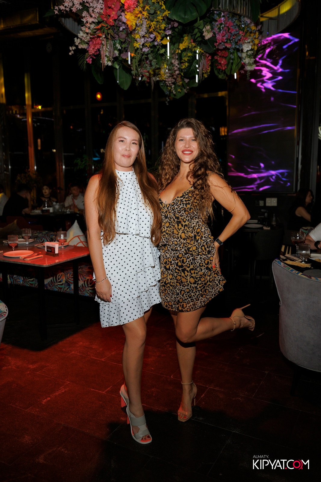 FRIENDS BAR & TERRACE. КИПЯТКОМ АЛМАТЫ! Фотосъемка мероприятий в Алматы