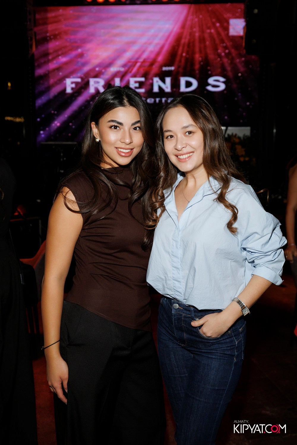 FRIENDS BAR & TERRACE. КИПЯТКОМ АЛМАТЫ! Фотосъемка мероприятий в Алматы