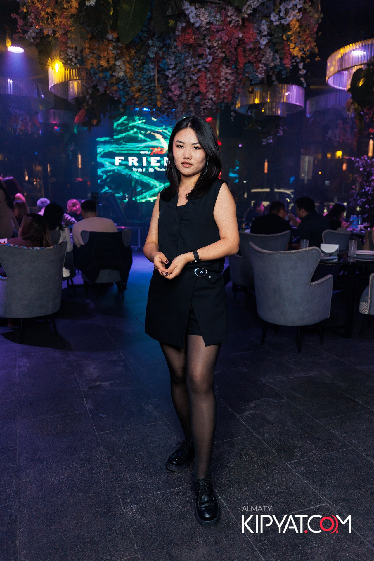 FRIENDS BAR & TERRACE. КИПЯТКОМ АЛМАТЫ! Фотосъемка мероприятий в Алматы