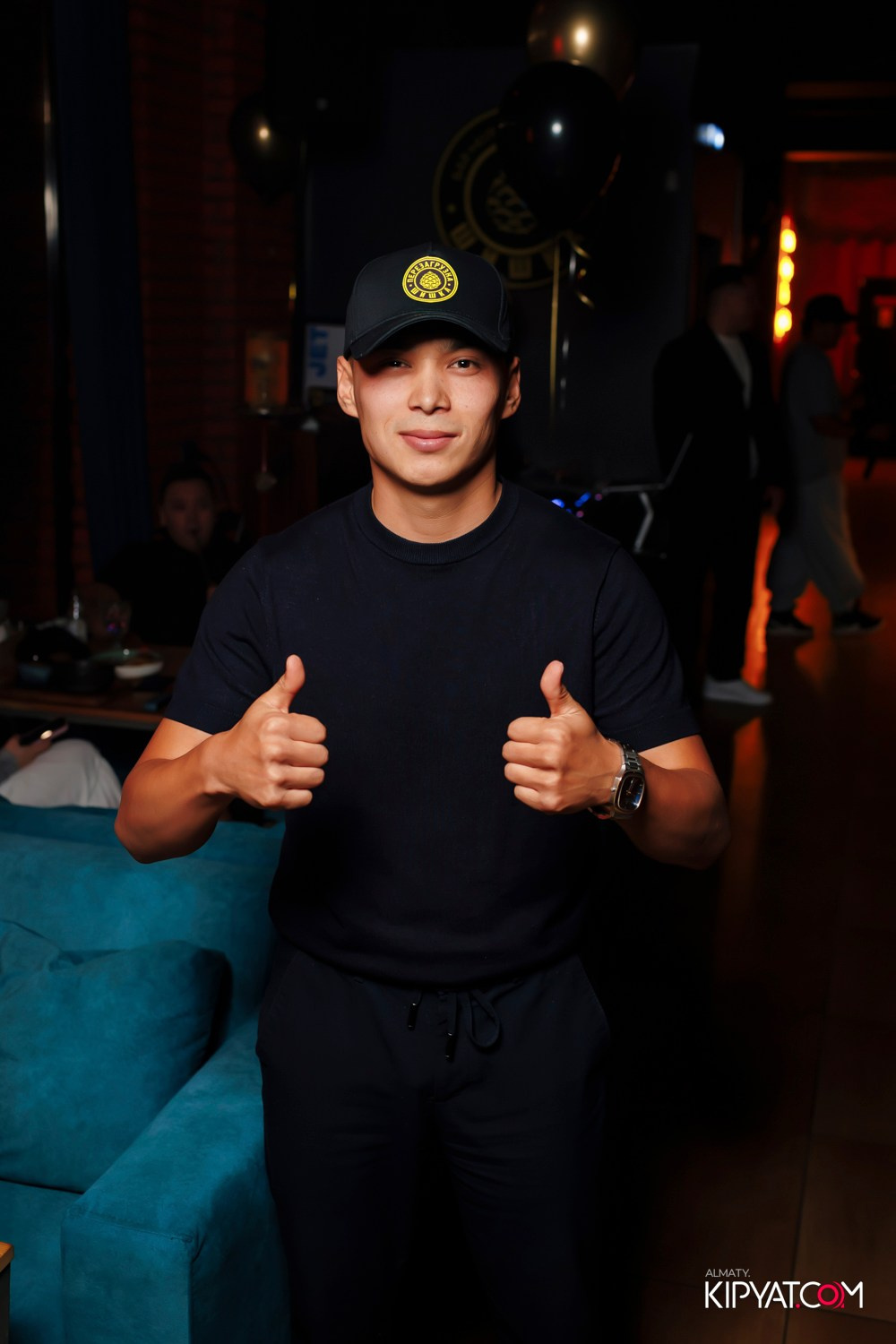 ДЕНЬ РОЖДЕНИЯ — 11 ЛЕТ ШИШКА LOUNGE НА ЖИБЕК ЖОЛЫ. КИПЯТКОМ АЛМАТЫ! Фотосъемка мероприятий в Алматы