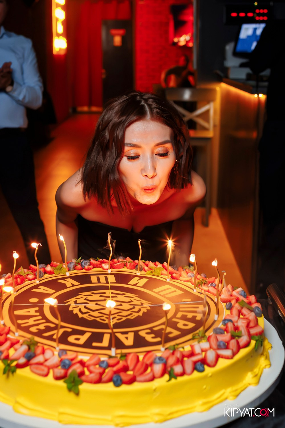 ДЕНЬ РОЖДЕНИЯ — 11 ЛЕТ ШИШКА LOUNGE НА ЖИБЕК ЖОЛЫ. КИПЯТКОМ АЛМАТЫ! Фотосъемка мероприятий в Алматы