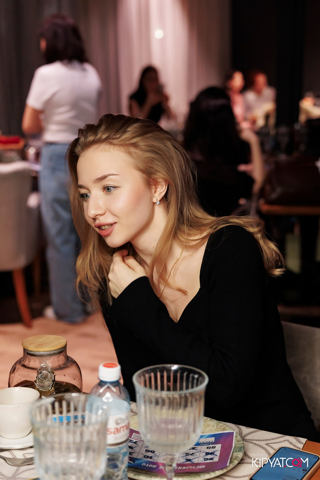 МУЗЫКАЛЬНОЕ ЛОТО В CAVIAR. КИПЯТКОМ АЛМАТЫ! Фотосъемка мероприятий в Алматы