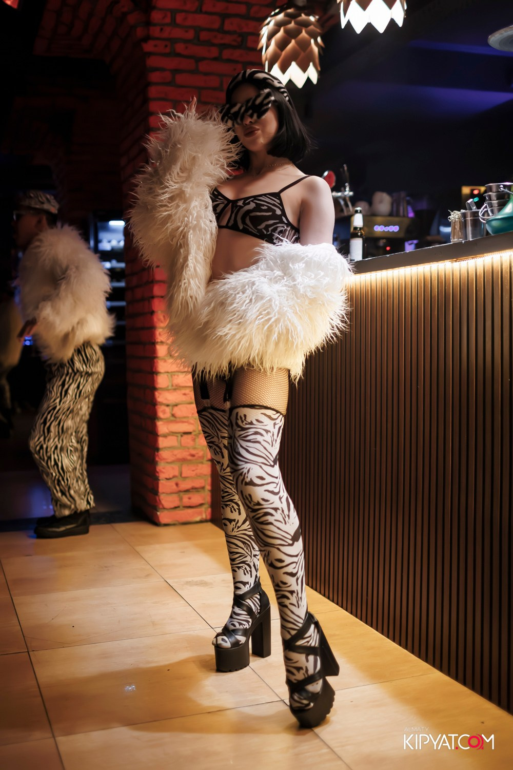 ДЕНЬ РОЖДЕНИЯ — 11 ЛЕТ ШИШКА LOUNGE НА ЖИБЕК ЖОЛЫ. КИПЯТКОМ АЛМАТЫ! Фотосъемка мероприятий в Алматы