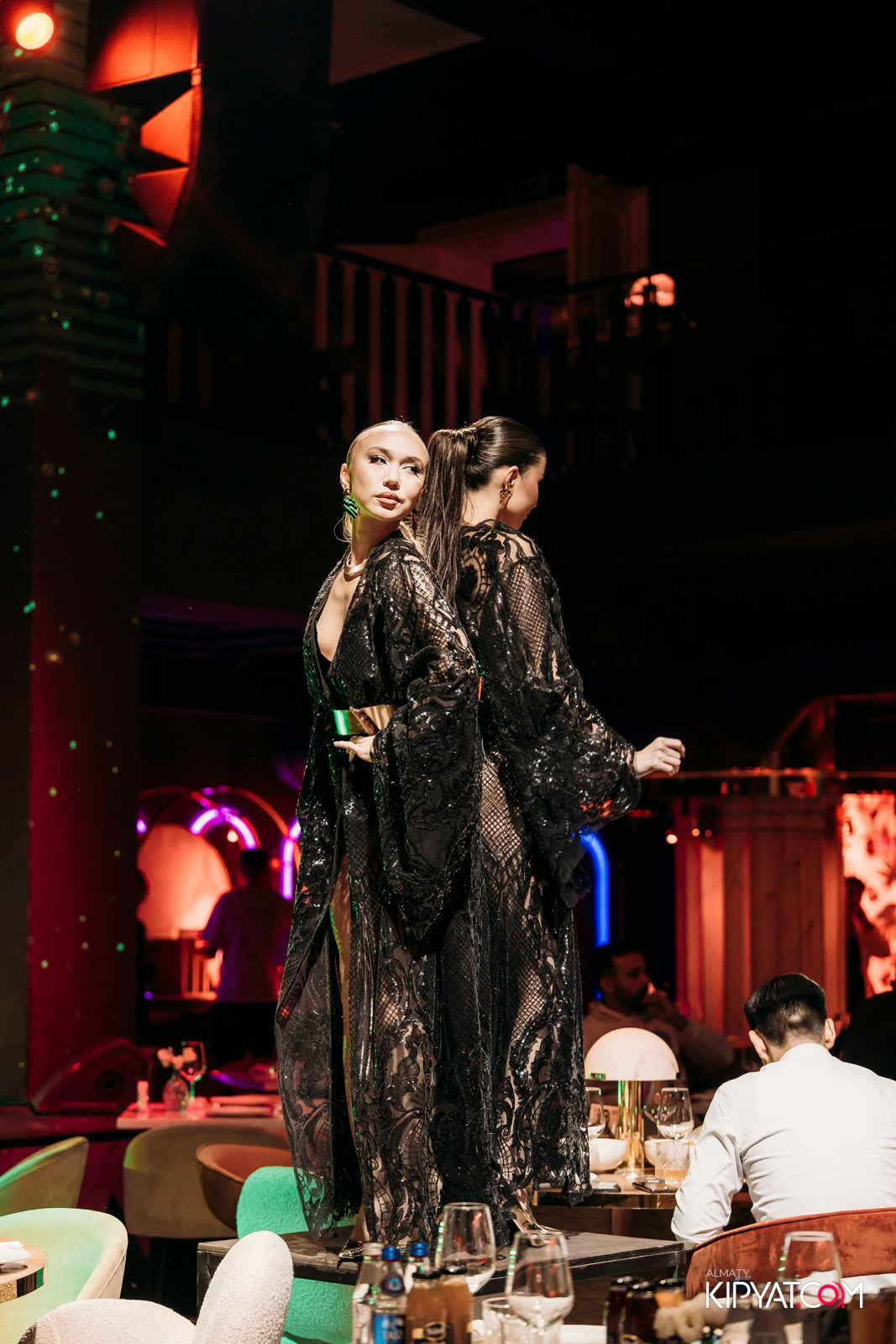 QUEEN. КИПЯТКОМ АЛМАТЫ!