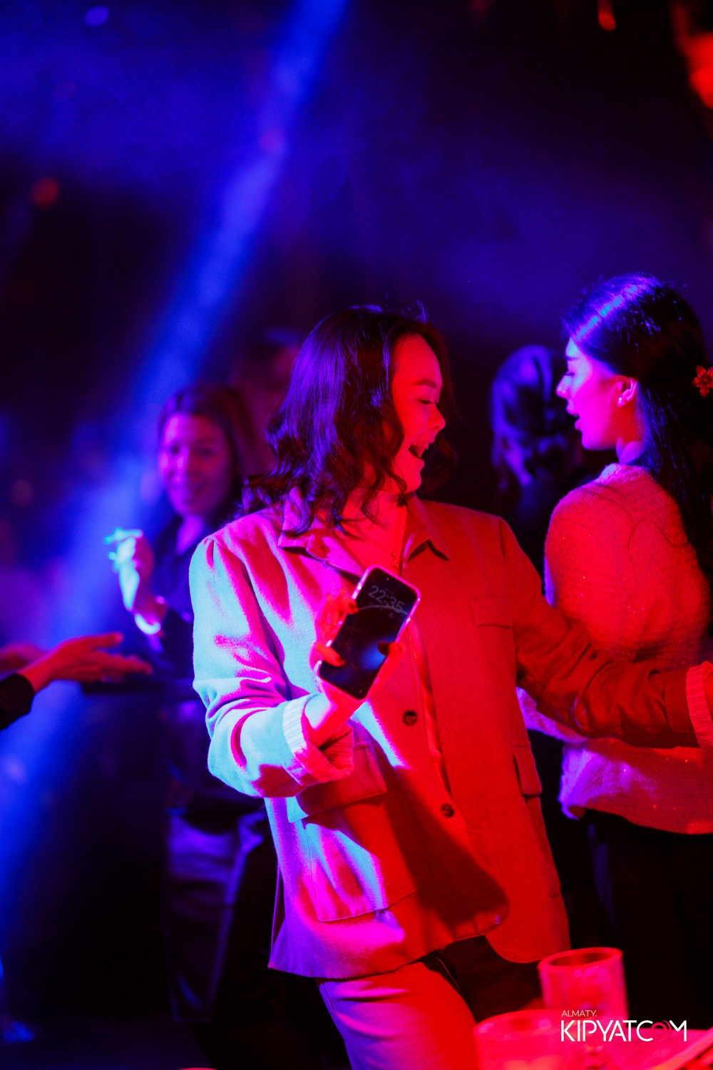 FRIENDS BAR & TERRACE. КИПЯТКОМ АЛМАТЫ! Фотосъемка мероприятий в Алматы