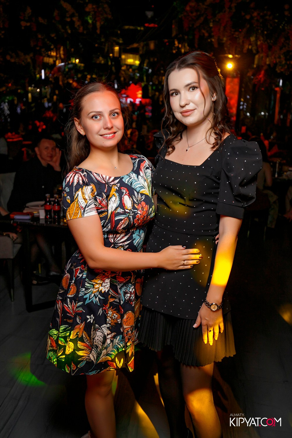FRIENDS BAR & TERRACE. КИПЯТКОМ АЛМАТЫ! Фотосъемка мероприятий в Алматы