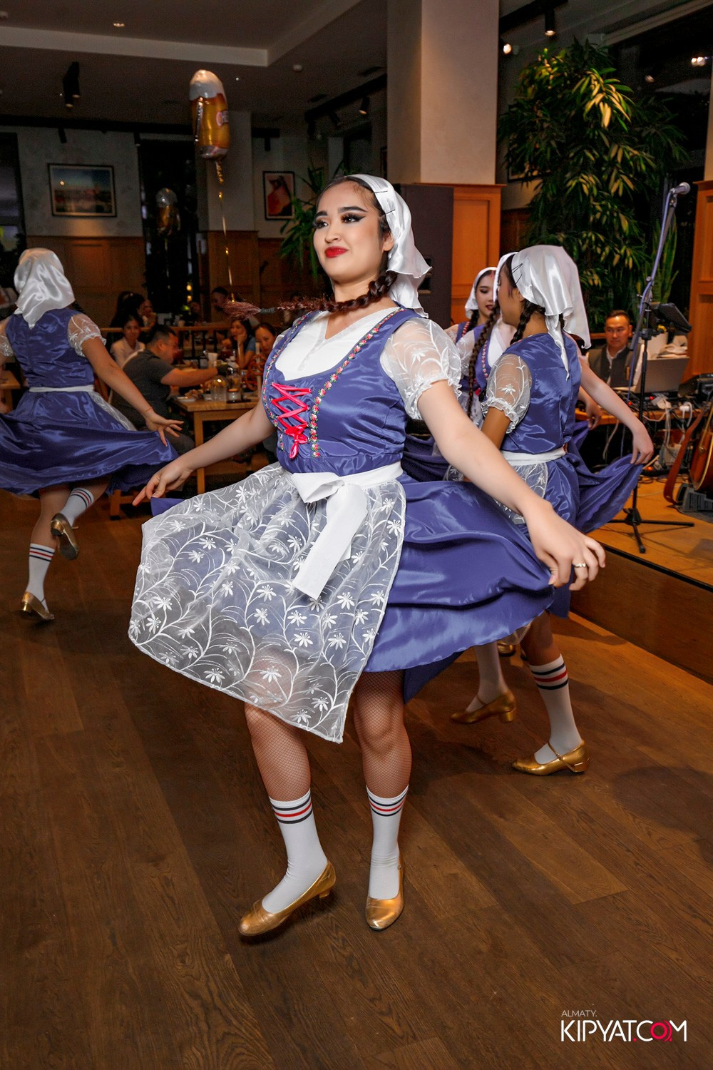 OKTOBERFEST В PAULANER. КИПЯТКОМ АЛМАТЫ! Фотосъемка мероприятий в Алматы