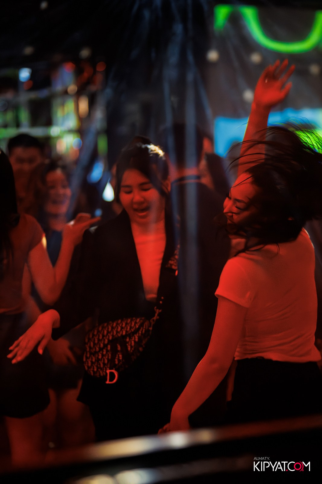 EVENT BAR. КИПЯТКОМ АЛМАТЫ!