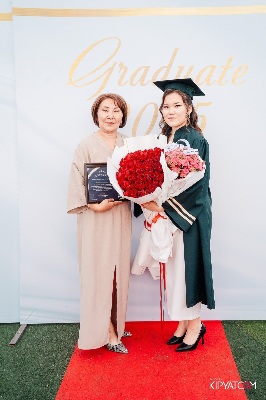 ВРУЧЕНИЕ ДИПЛОМОВ — НАРХОЗ КОЛЛЕДЖ. Part 1. КИПЯТКОМ АЛМАТЫ!
