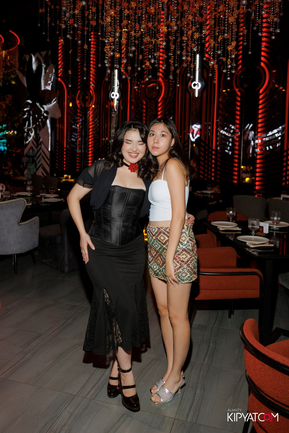 FRIENDS BAR & TERRACE. КИПЯТКОМ АЛМАТЫ! Фотосъемка мероприятий в Алматы