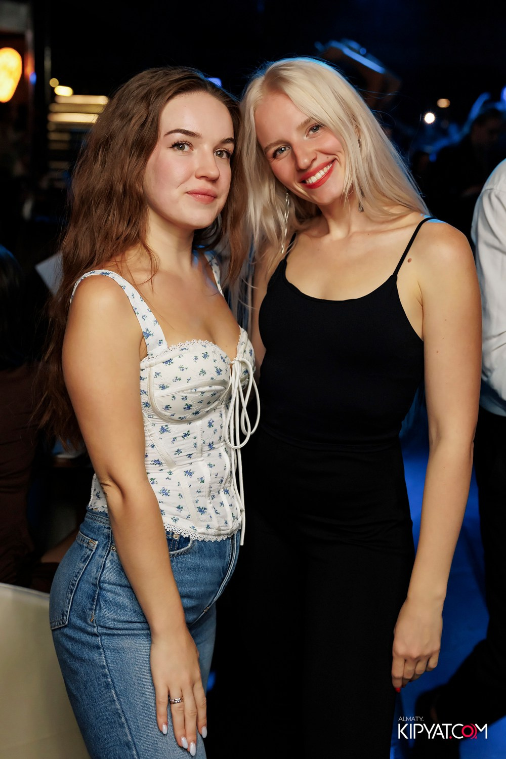 МУЗЫКАЛЬНОЕ ЛОТО В HIT RETRO. КИПЯТКОМ АЛМАТЫ! Фотосъемка мероприятий в Алматы