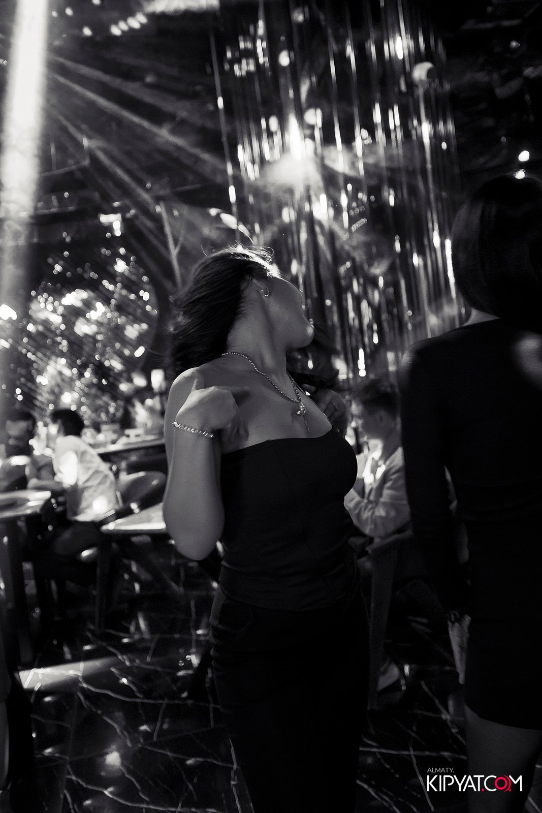 MOOD KARAOKE & TERRACE. КИПЯТКОМ АЛМАТЫ!