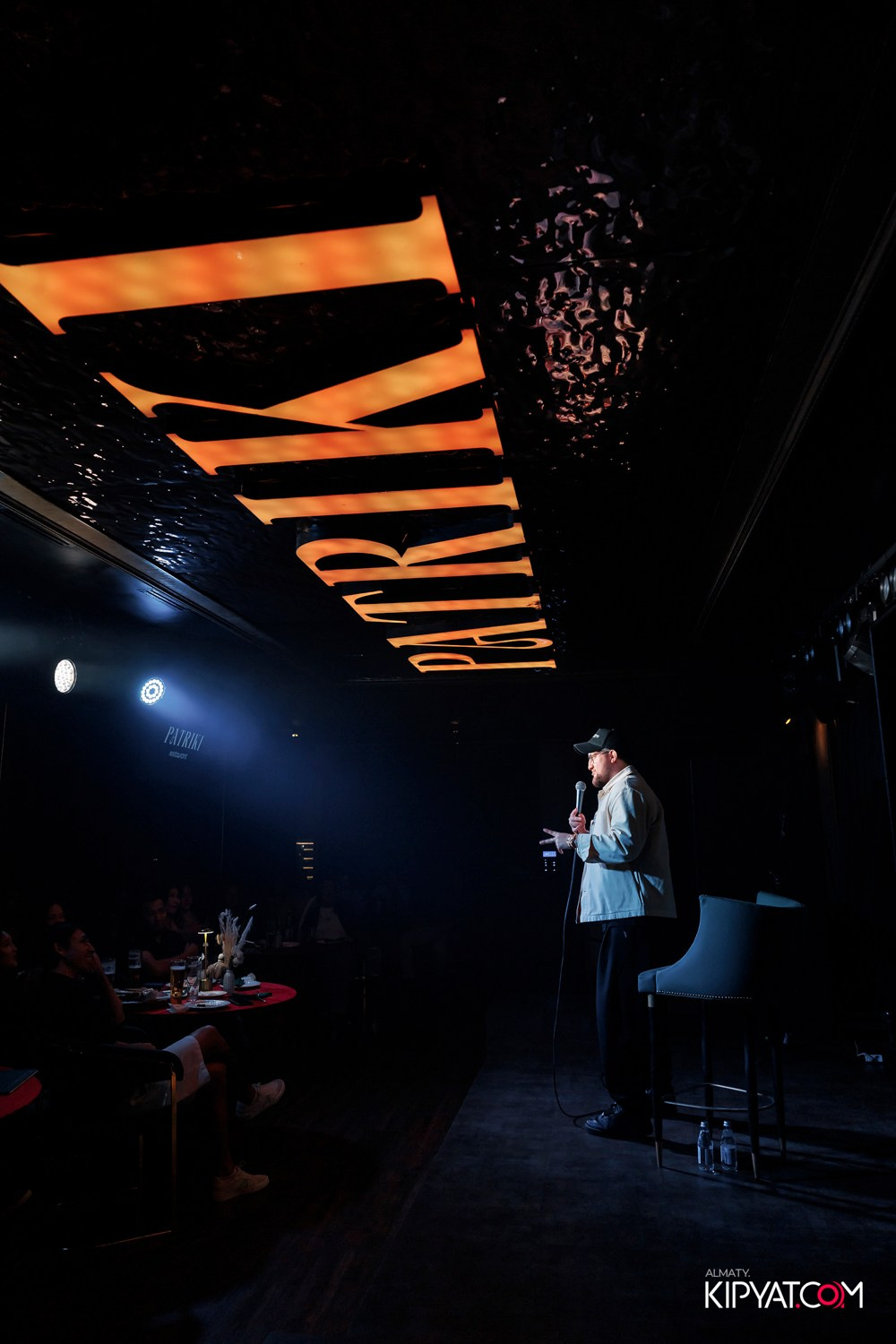 STAND UP КОНЦЕРТ АЛЕКСАНДРА МЕРКУЛЬ. КИПЯТКОМ АЛМАТЫ! Фотосъемка мероприятий в Алматы