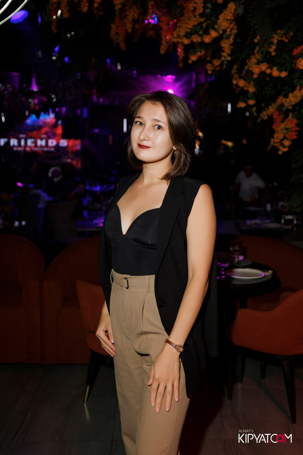 FRIENDS BAR & TERRACE. КИПЯТКОМ АЛМАТЫ! Фотосъемка мероприятий в Алматы