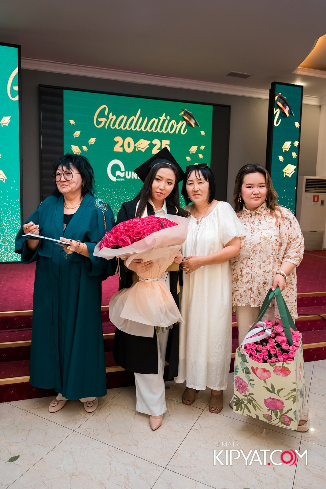 GRADUATION 2025 Q UNIVERSITY. КИПЯТКОМ АЛМАТЫ!