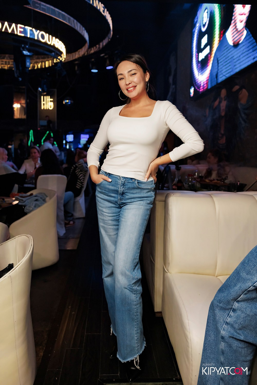 МУЗЫКАЛЬНОЕ ЛОТО В HIT RETRO. КИПЯТКОМ АЛМАТЫ! Фотосъемка мероприятий в Алматы