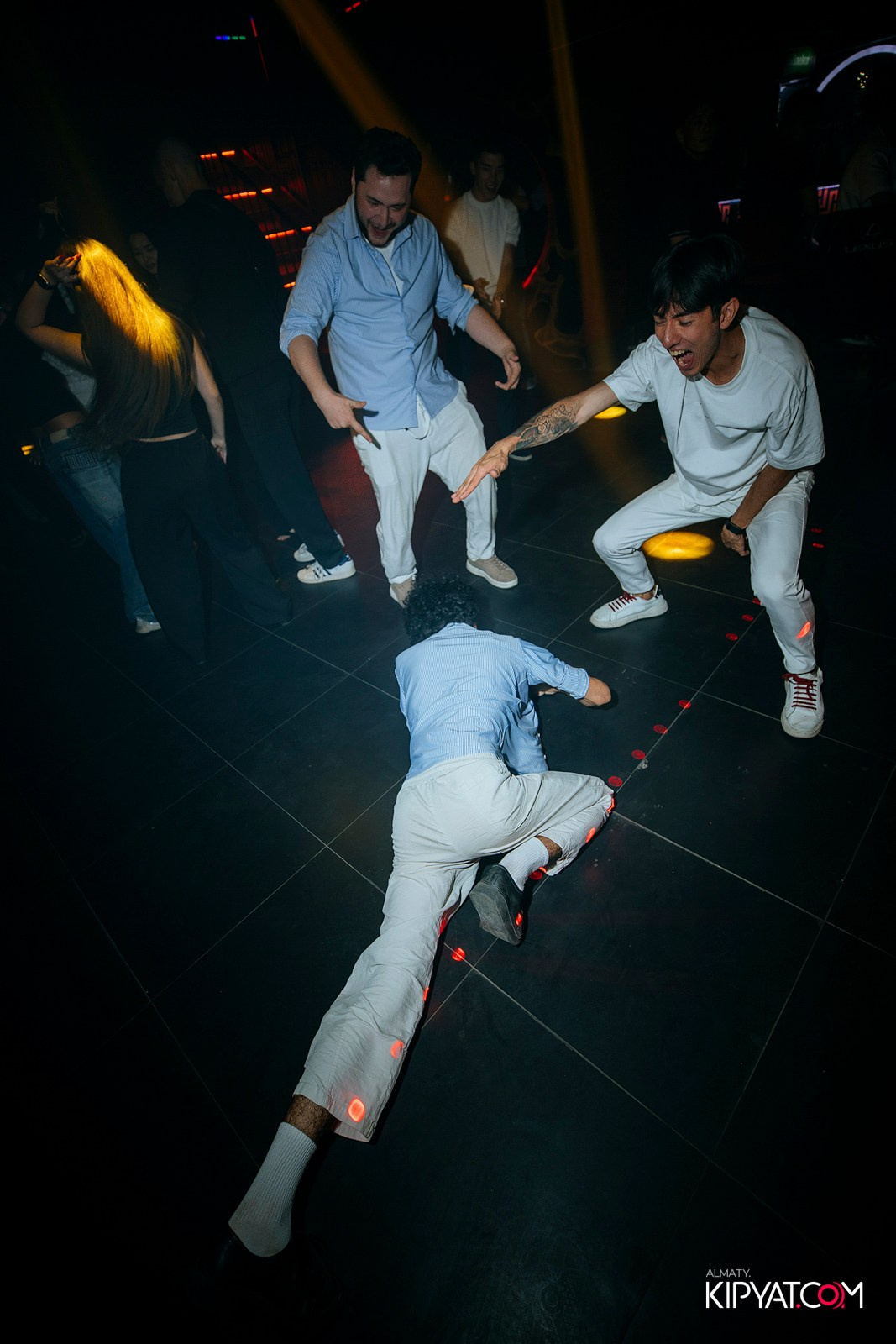 SHANGHAI 88 BAR. КИПЯТКОМ АЛМАТЫ! Фотосъемка мероприятий в Алматы