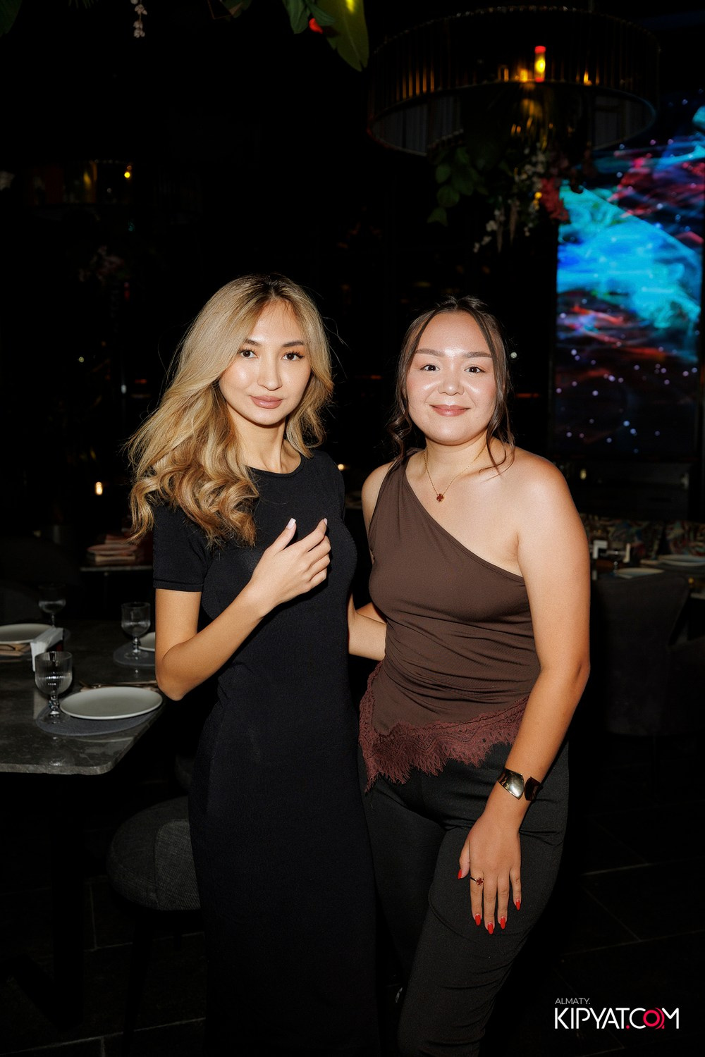 FRIENDS BAR & TERRACE. КИПЯТКОМ АЛМАТЫ! Фотосъемка мероприятий в Алматы