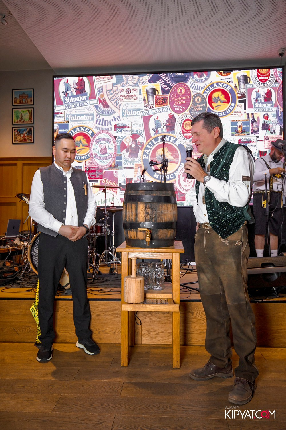 OKTOBERFEST В PAULANER. КИПЯТКОМ АЛМАТЫ! Фотосъемка мероприятий в Алматы