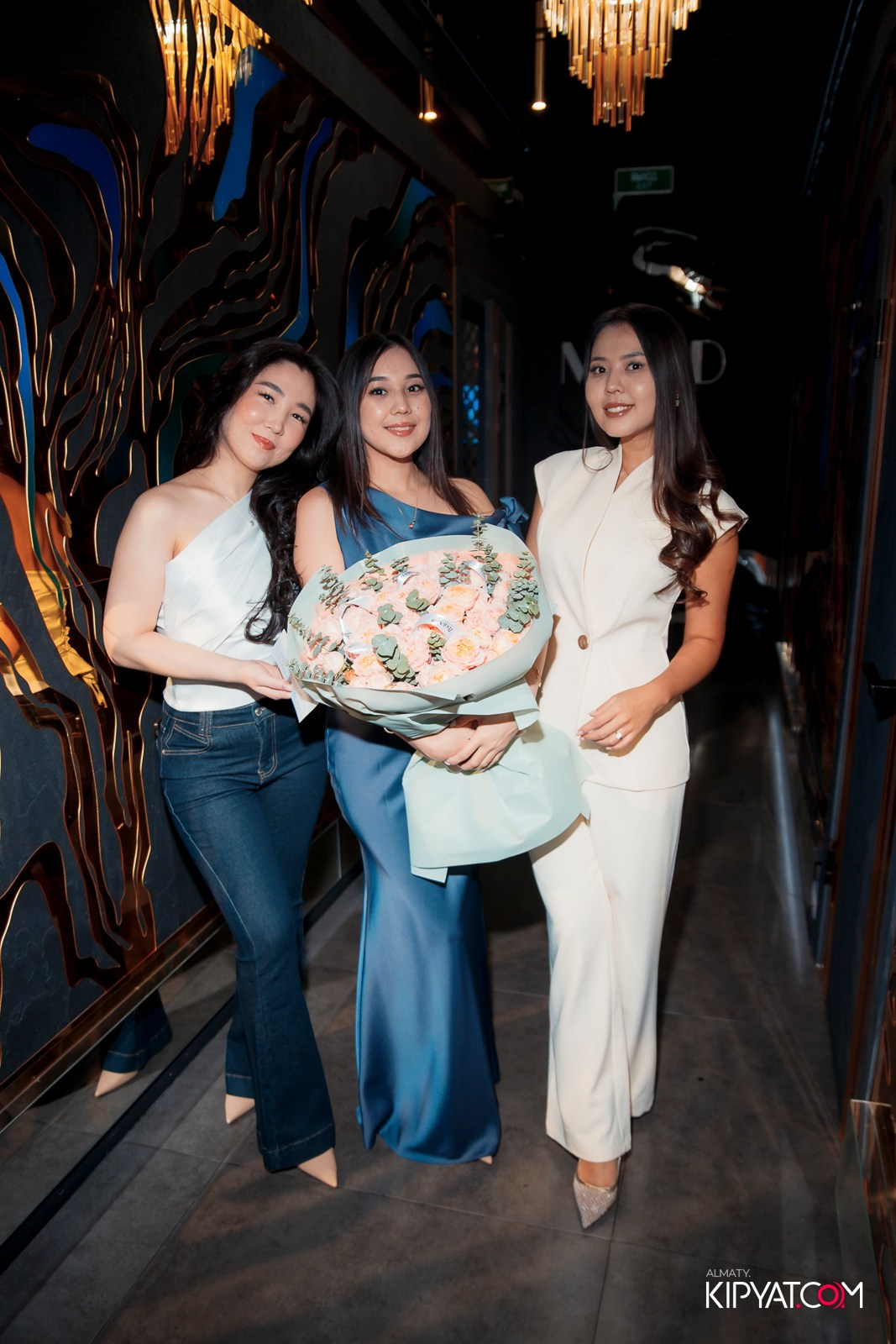 MOOD KARAOKE & TERRACE. КИПЯТКОМ АЛМАТЫ!