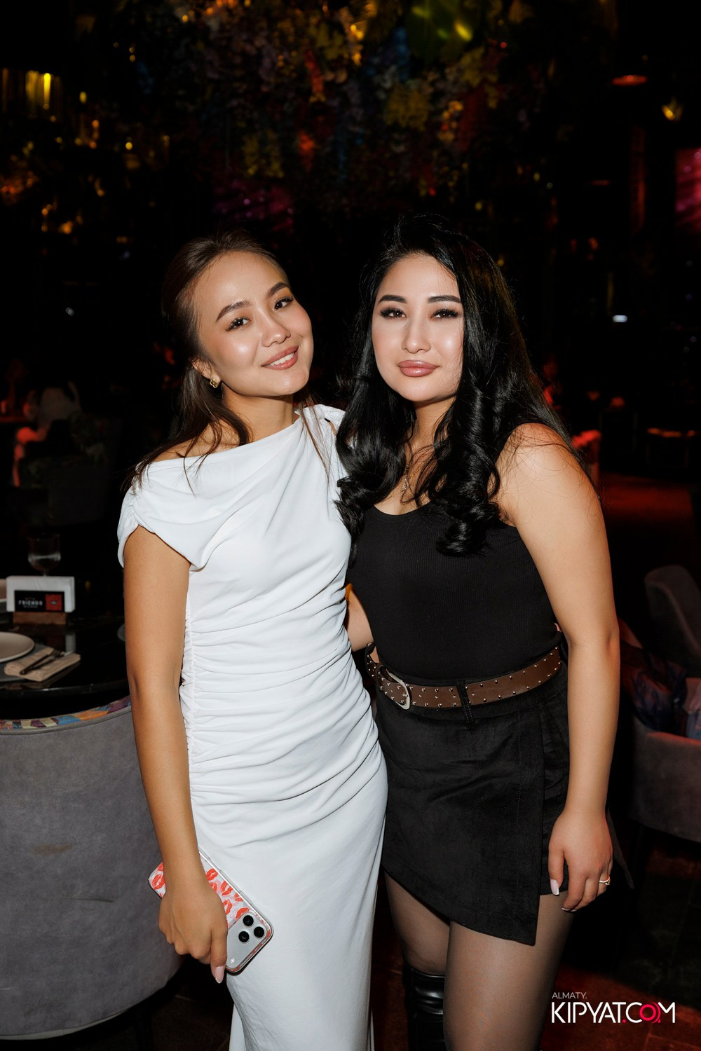 FRIENDS BAR & TERRACE. КИПЯТКОМ АЛМАТЫ! Фотосъемка мероприятий в Алматы